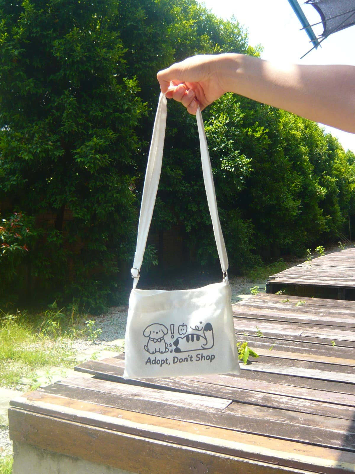 Wild Savers Strap Pouch
